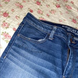 AMERICAN EAGLE SIZE 12 PATCH JEANS